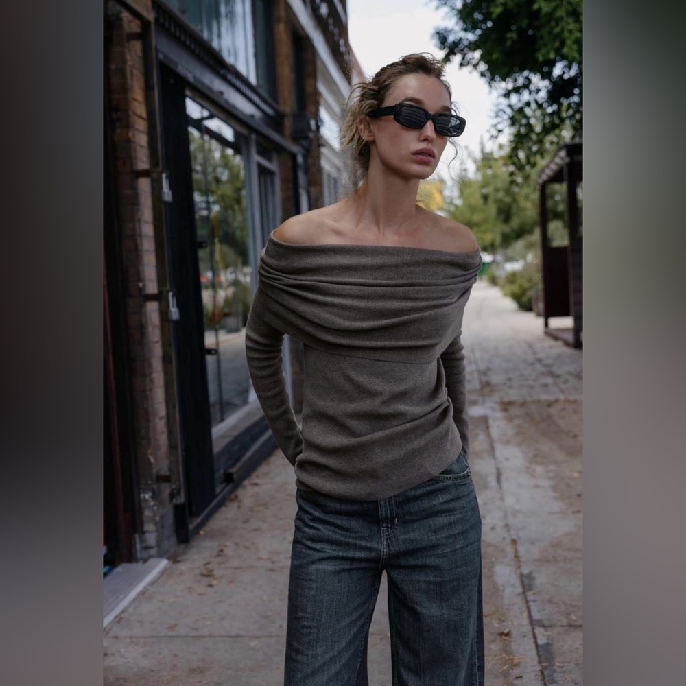 Zara Off-Shoulder Gray Sweater